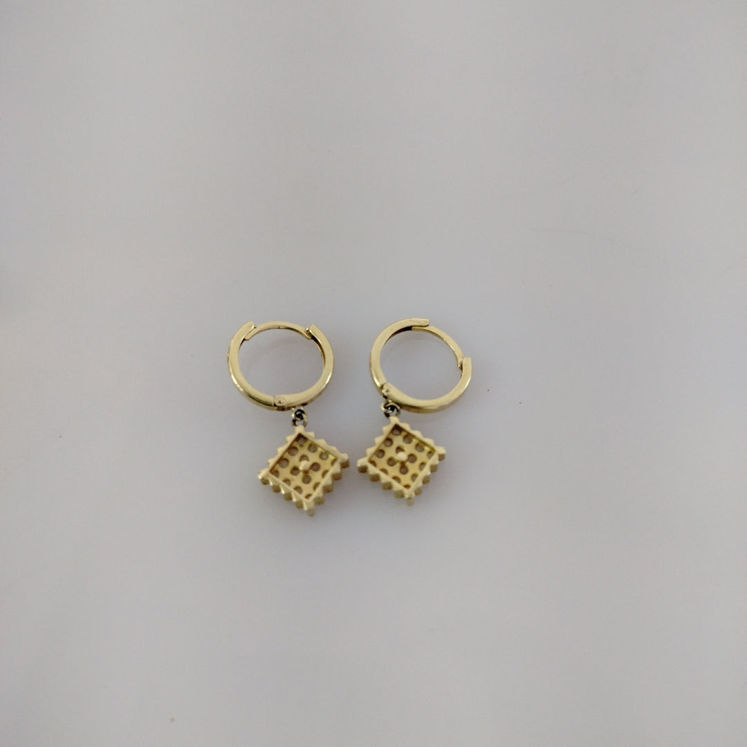ARETES PAR ORO 10 K 2.3 GRMS (SEMINUEVO)