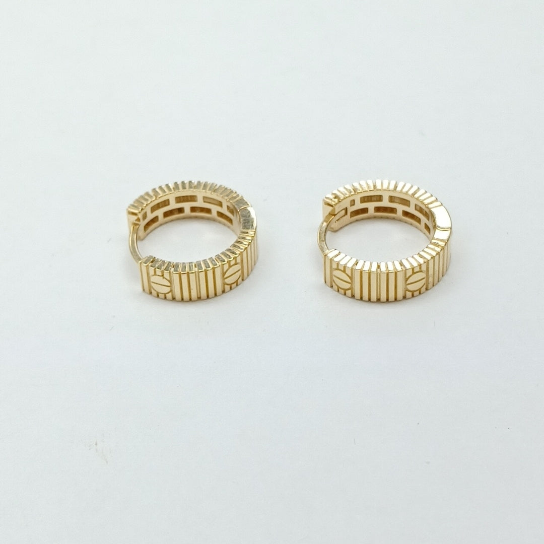 HUGGIES ORO 14K 2.8 (NUEVO)