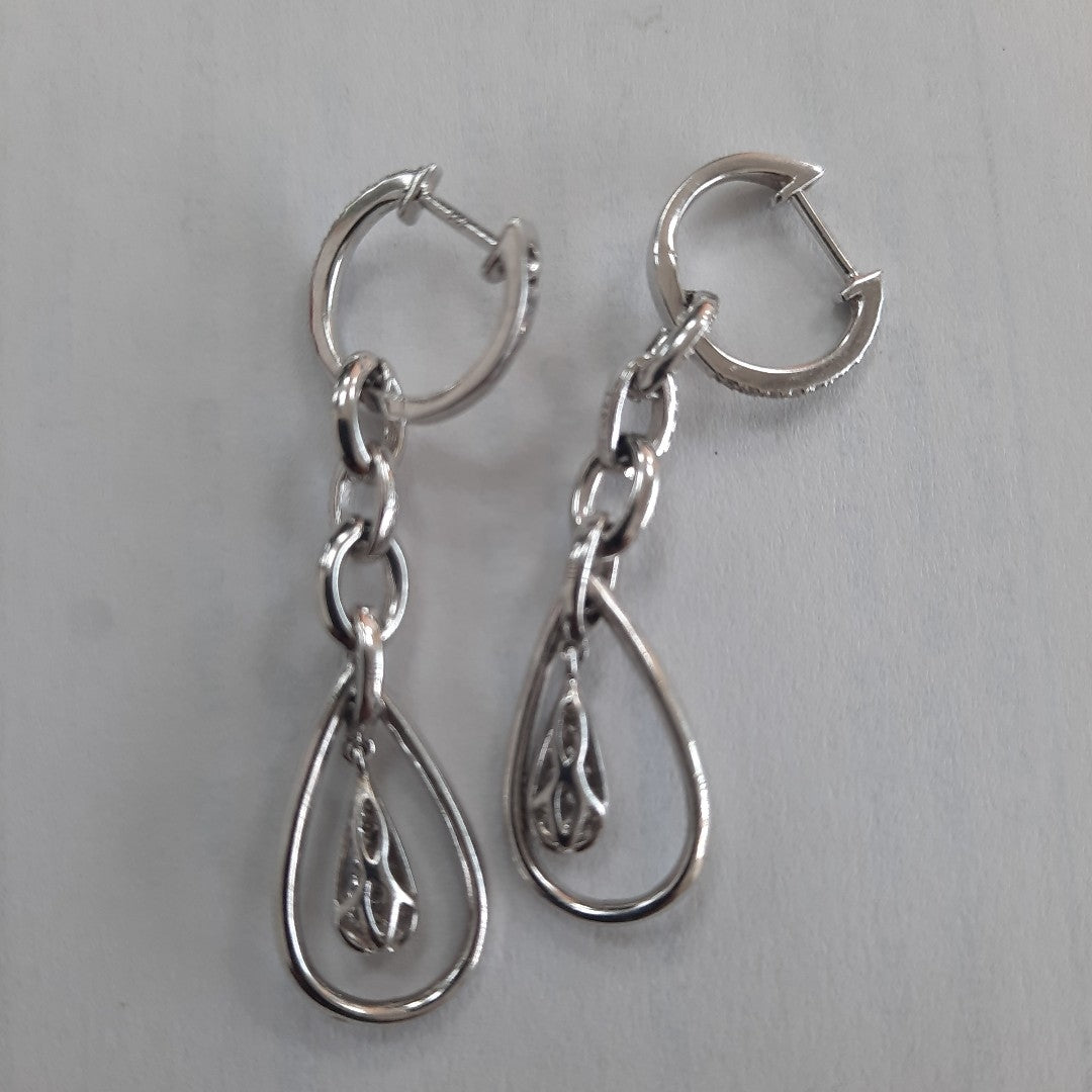 ARETES PAR ORO BLANCO 14 K 5.5 GRMS (SEMINUEVO)