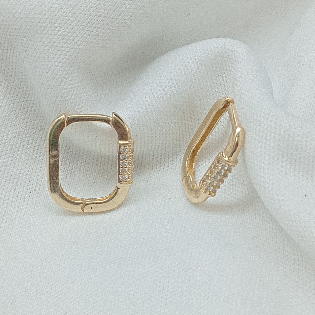 ARETES HUGGIES OVALADA C CIRCONIAS 14K 2.5 GR (NUEVO)
