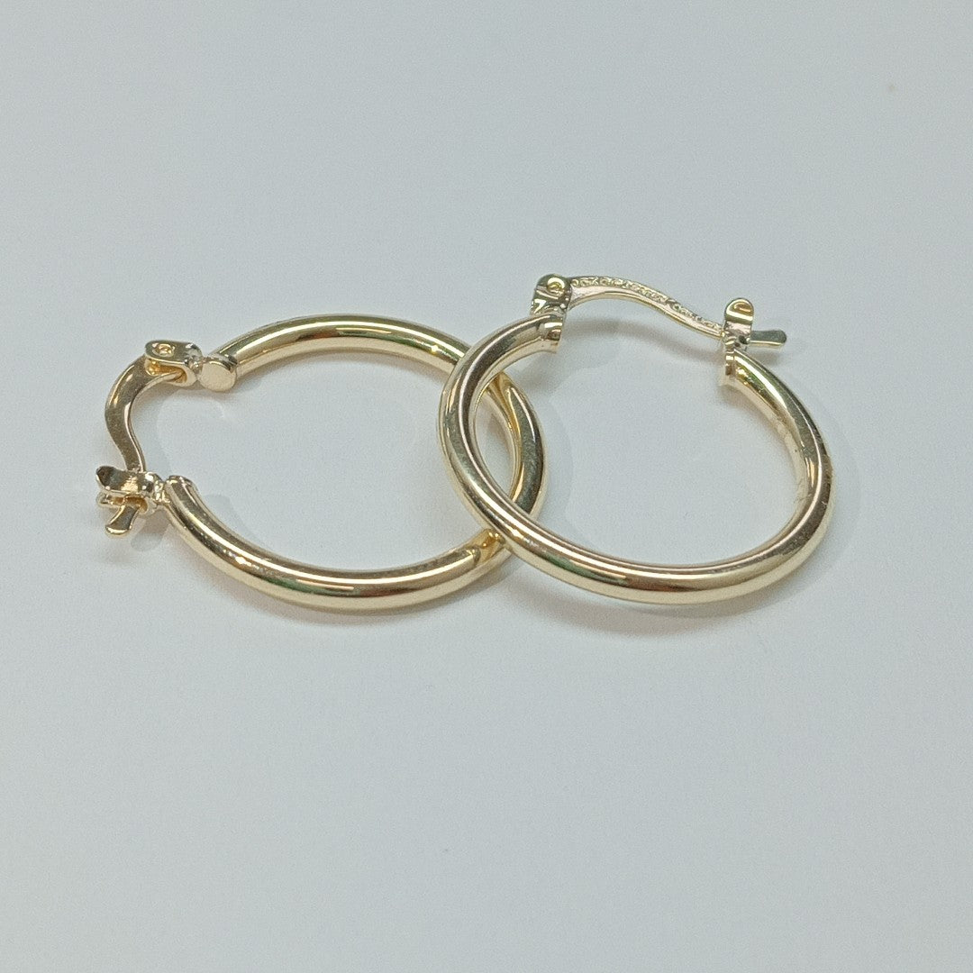 ARETES TEJIDO ARRACADAS LISAS 14K 1.2 GR (NUEVO)