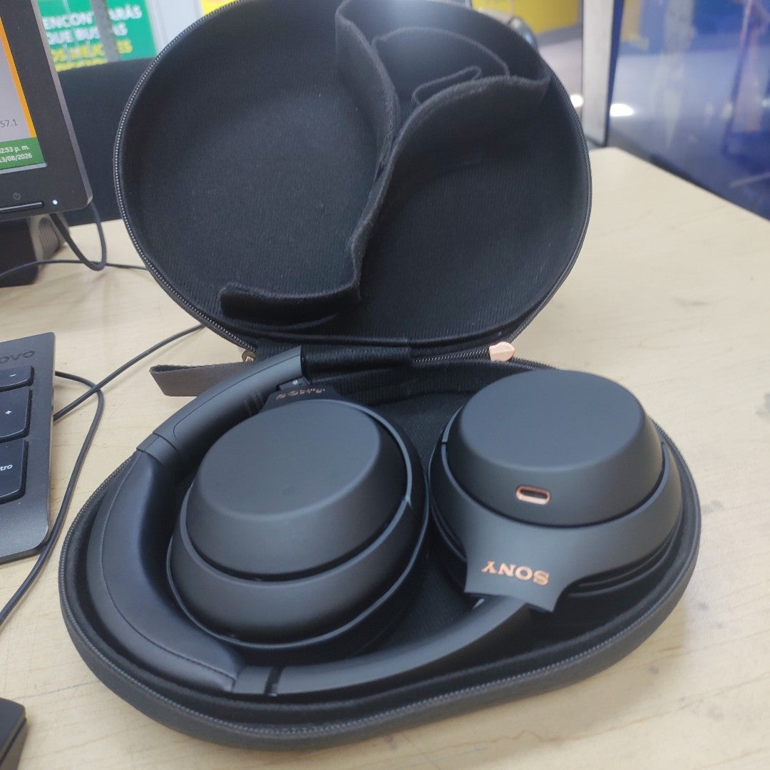 AUDIFONOS SONY WH-1000XM4 INALAMBRICO OVER EAR (SEMINUEVO)