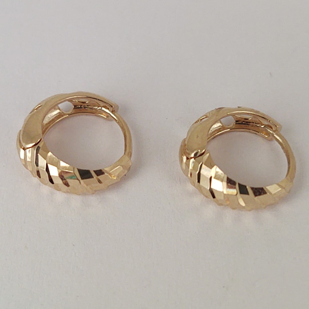 HUGGIES ORO 14K 1.9 (NUEVO)