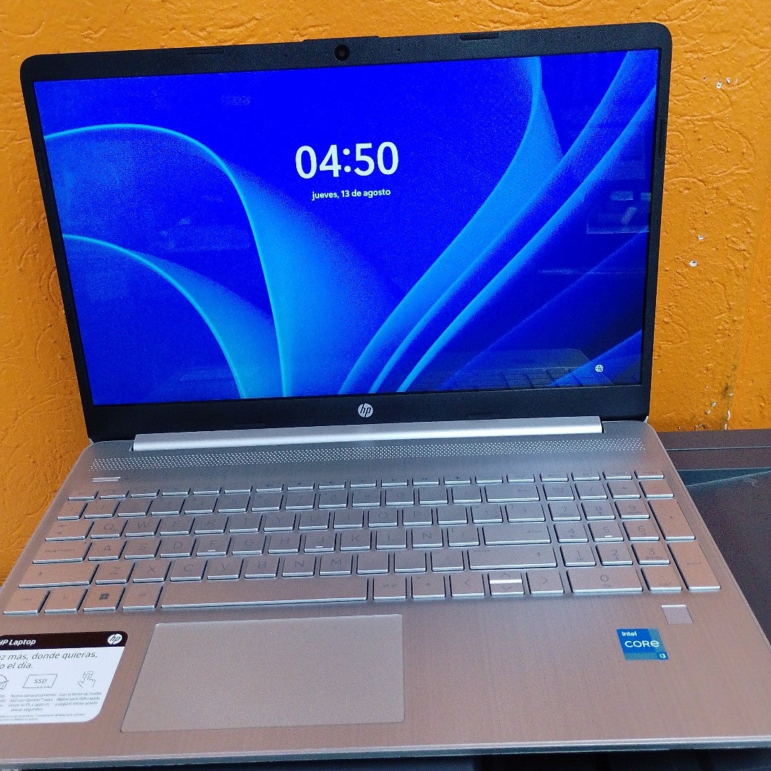 LAPTOP HP 15-DY2050LA (2021) 256 GB SSD 8 GB RAM (SEMINUEVO)