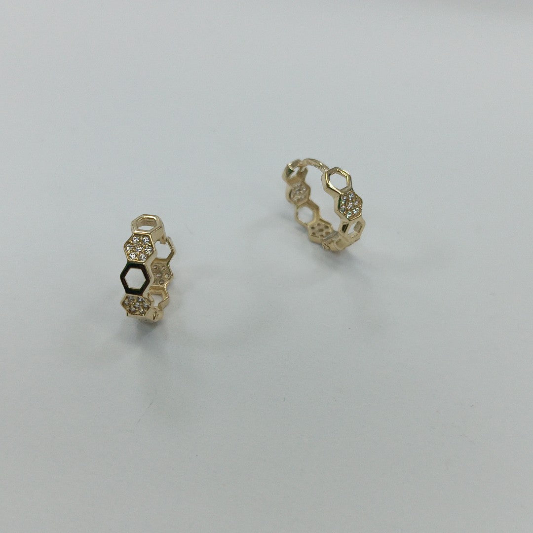 ARETES HUGGIES HEXAGONALES C CIRCONIAS 14K 2.5 GR (NUEVO)