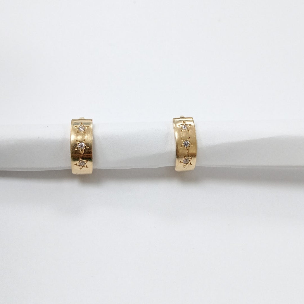 HUGGIES ORO 14K 2.4 (NUEVO)