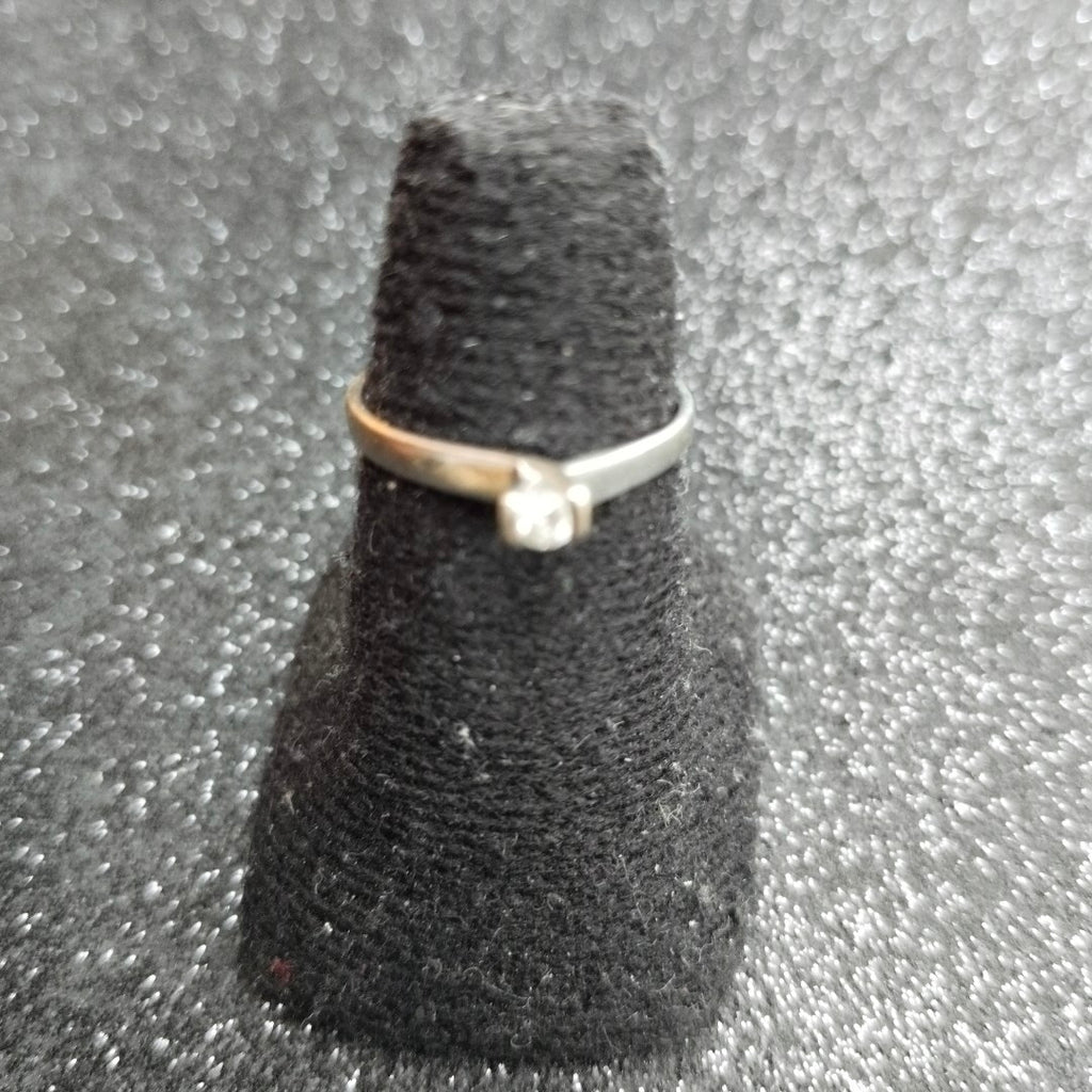 ANILLITO ORO BLANCO 14 K 1.4 GRMS (SEMINUEVO)