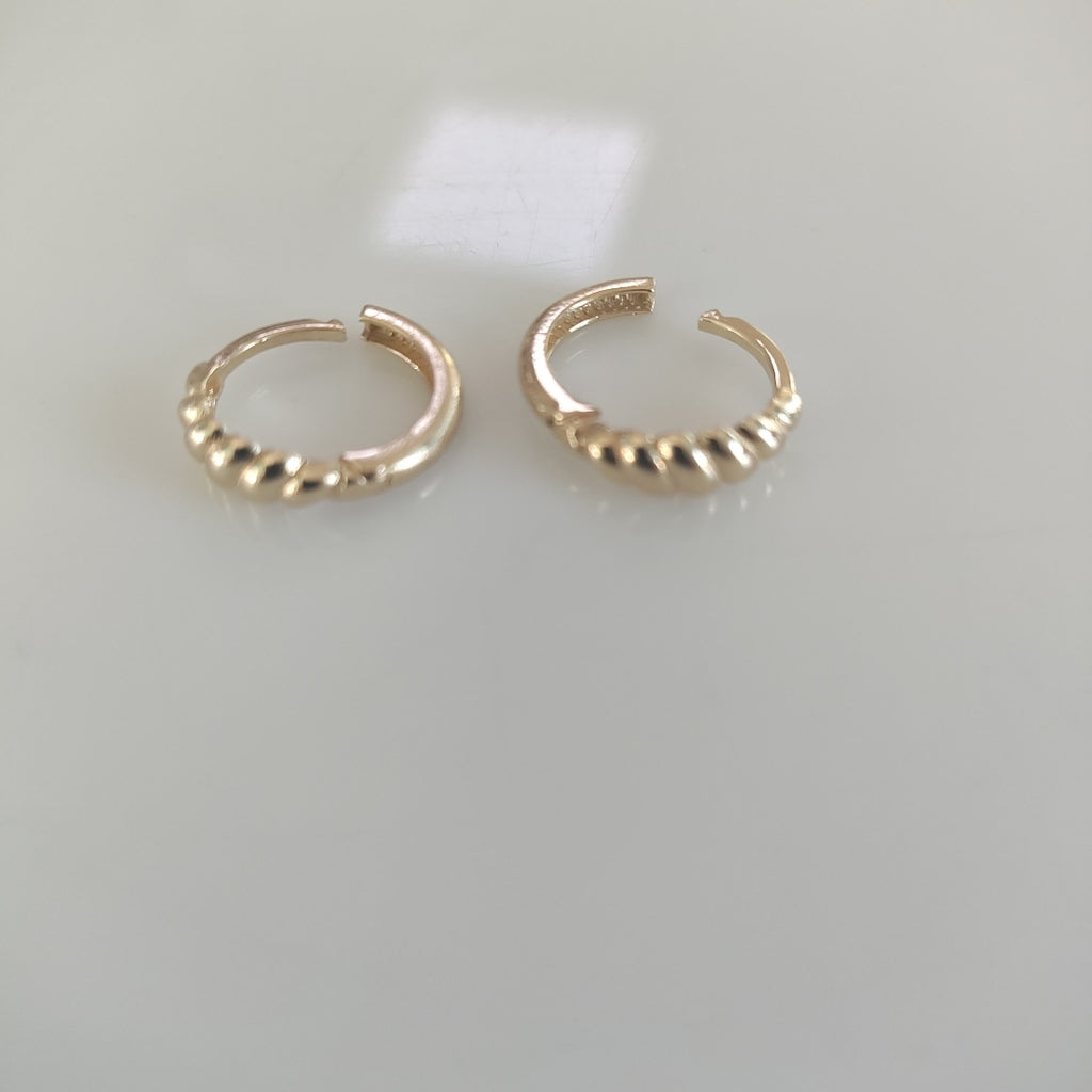 HUGGIES ORO 14K 1.3 (NUEVO)