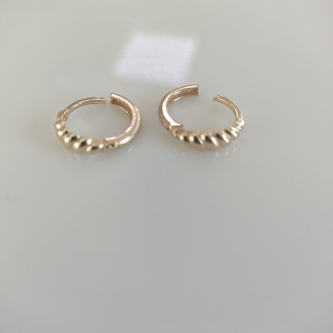 HUGGIES ORO 14K 1.3 (NUEVO)