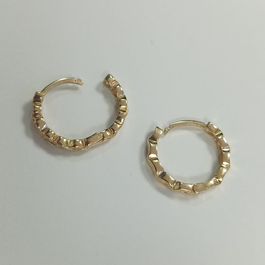 HUGGIES ORO 14K 2.1 (NUEVO)