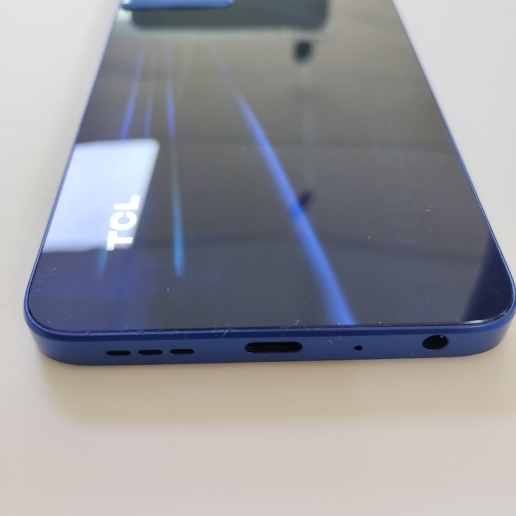 CELULAR TCL 505 T509A (2024) 128 GB 8 GB RAM (SEMINUEVO)