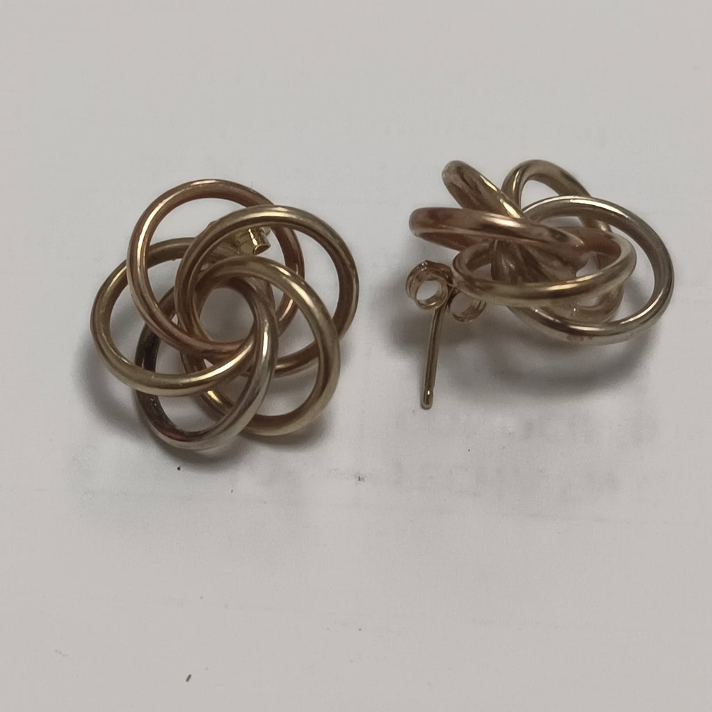 ARETES PAR ORO 14 K 3.3 GRMS (SEMINUEVO)