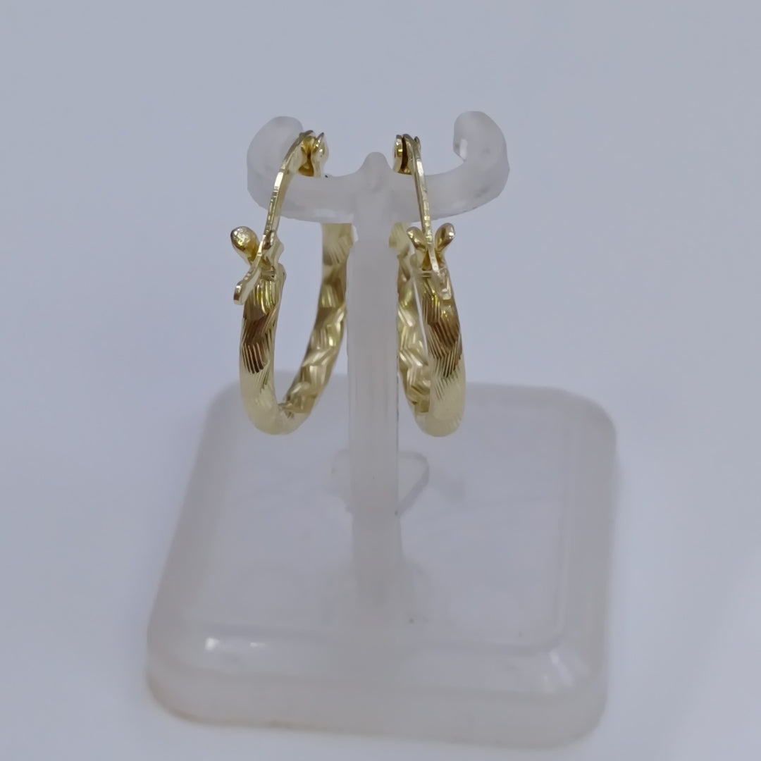 ARETES ARRACADAS TRENZADAS 14K 18 1.6 GR (NUEVO)
