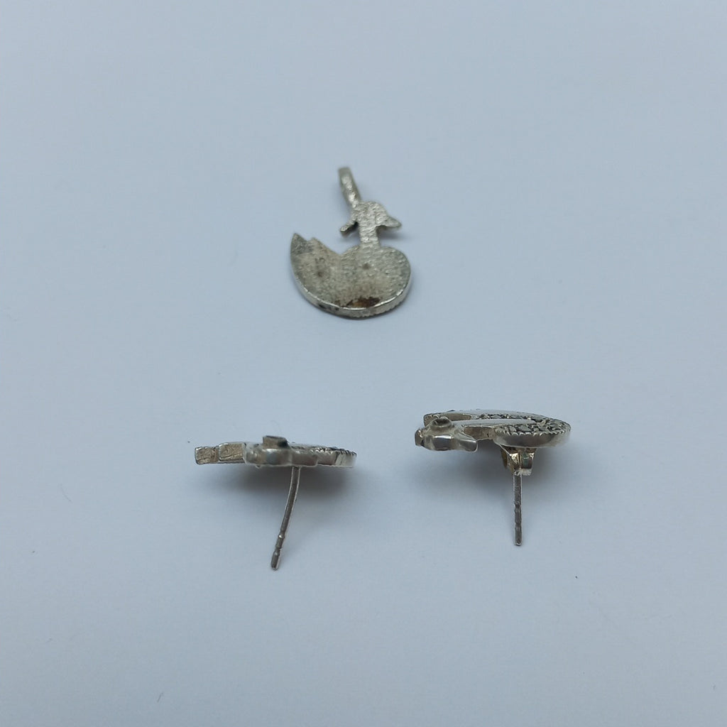 ARETES PAR,DIJE PLATA 7,10 GRMS (SEMINUEVO)