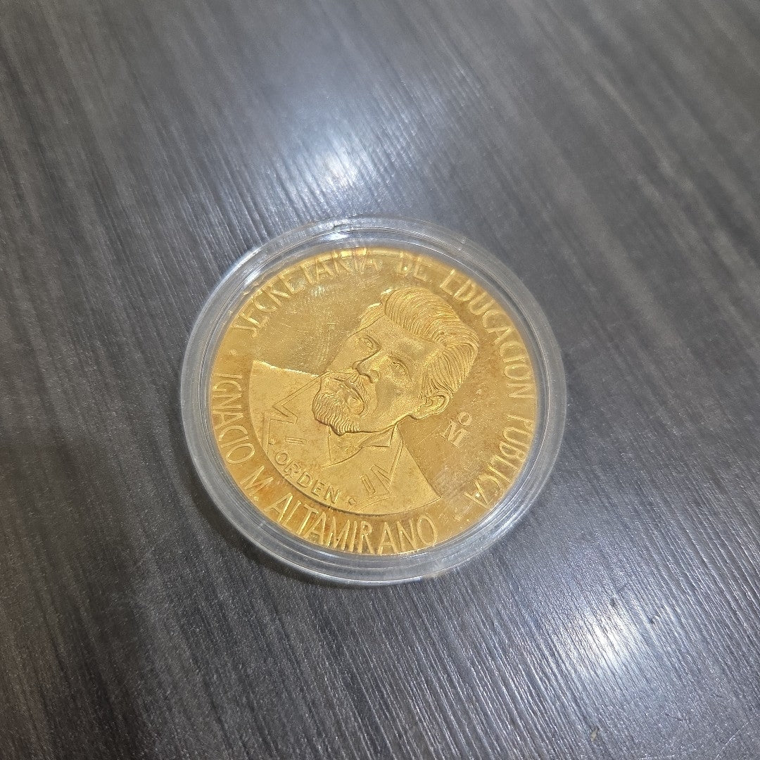 MEDALLA CONMEMORATIVA ORO 21 K 41.9 GRMS (SEMINUEVO)