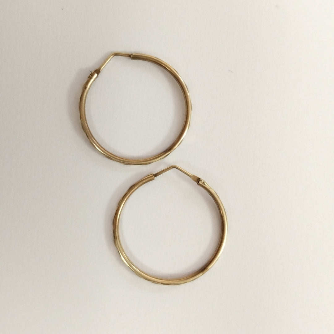 ARRACADAS PAR ORO 10 K 1.3 GRMS (SEMINUEVO)