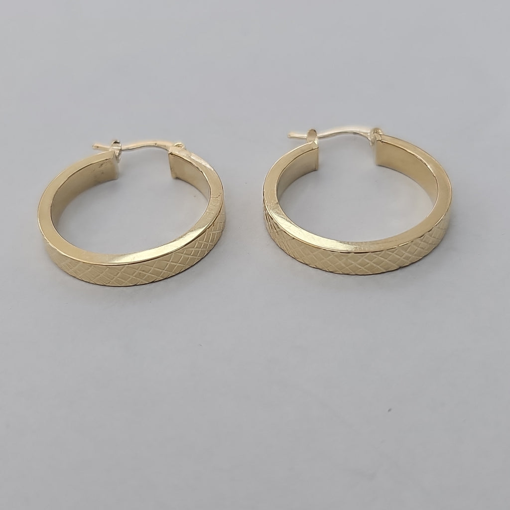 ARETES TEJIDO ARRACADAS FACETADAS 14K 2.9 GR (NUEVO)