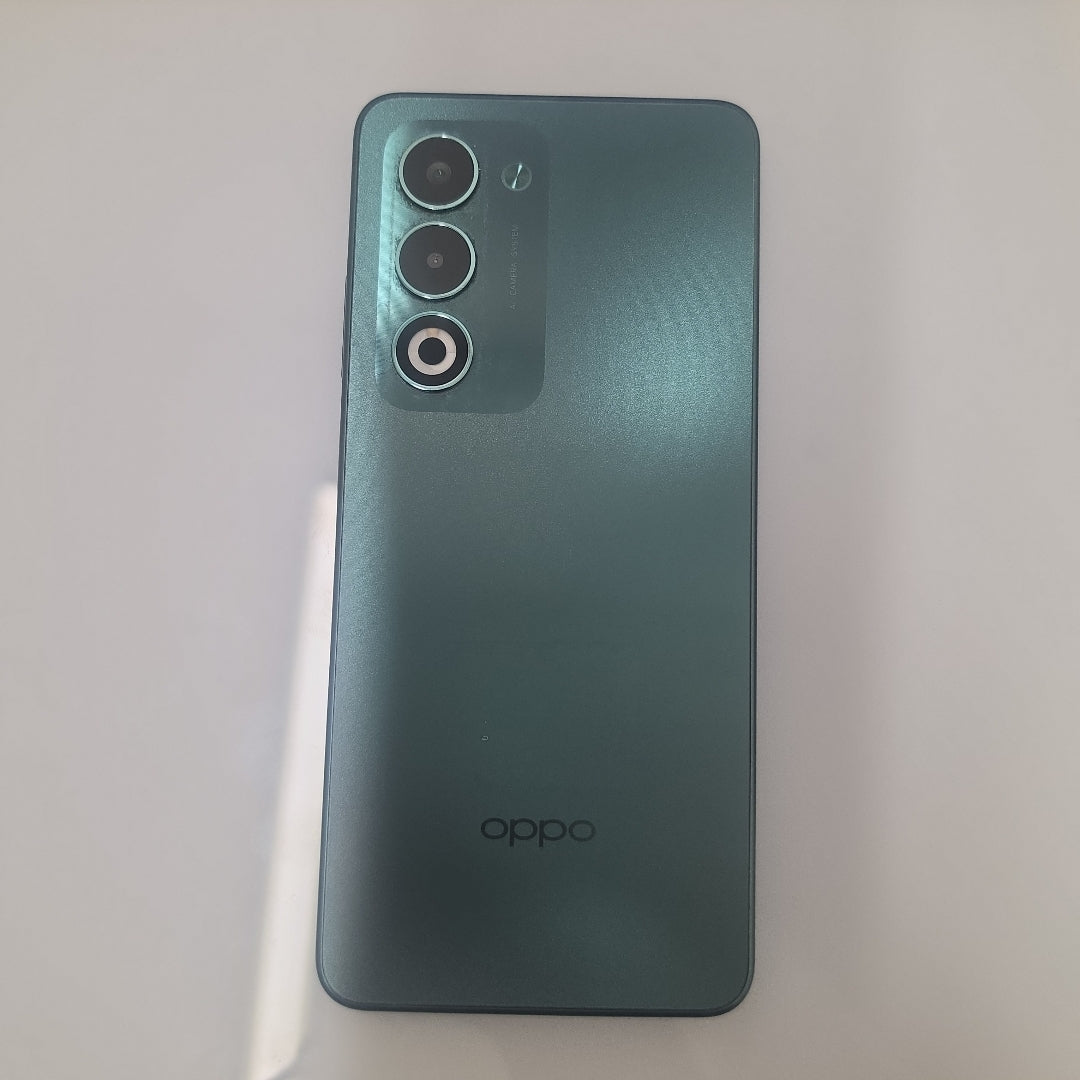 CELULAR OPPO A5 CPH2727 (2025) 256 GB 4 GB RAM (SEMINUEVO)