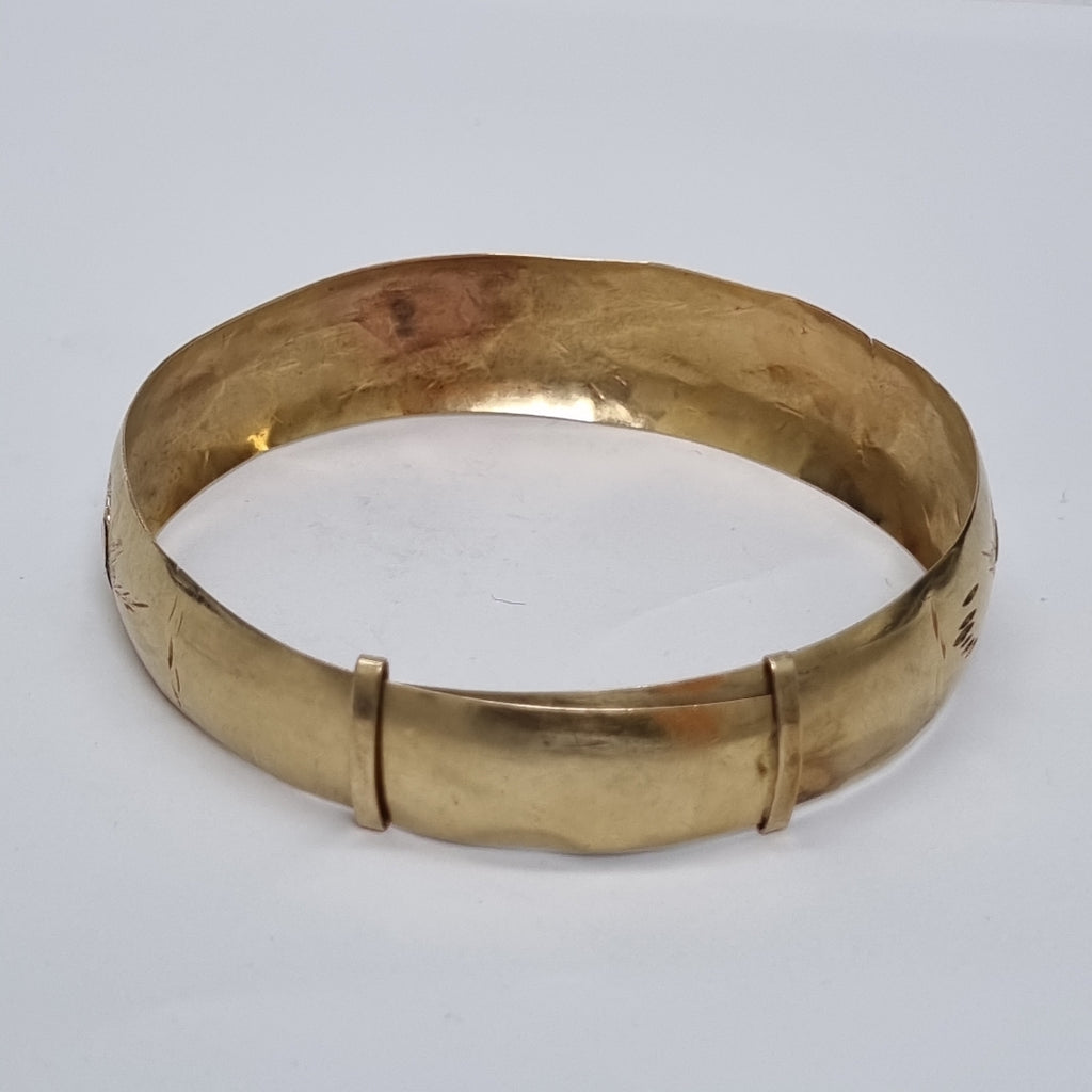 PULSERA RIGIDA ORO 10 K 13.2 GRMS (SEMINUEVO)