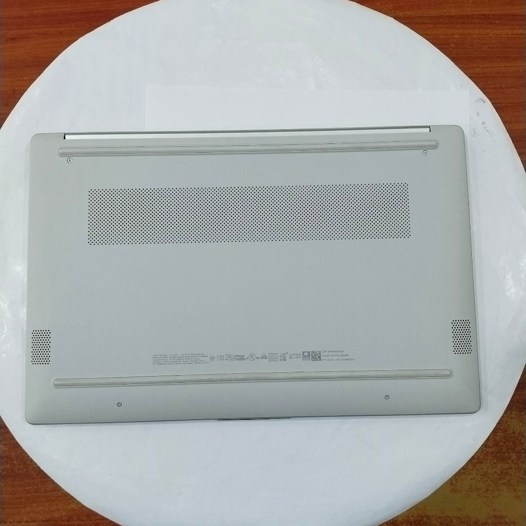 LAPTOP HP 15-FC0080LA (2024) 512 GB SSD 16 GB RAM (SEMINUEVO)
