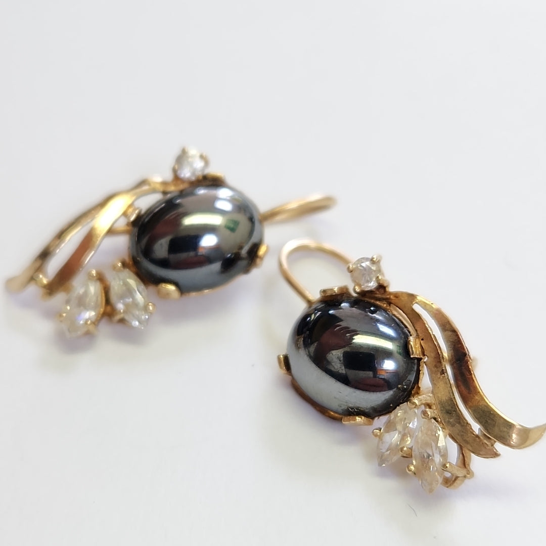 ARETES PAR ORO 8 K 2.9 GRMS (SEMINUEVO)
