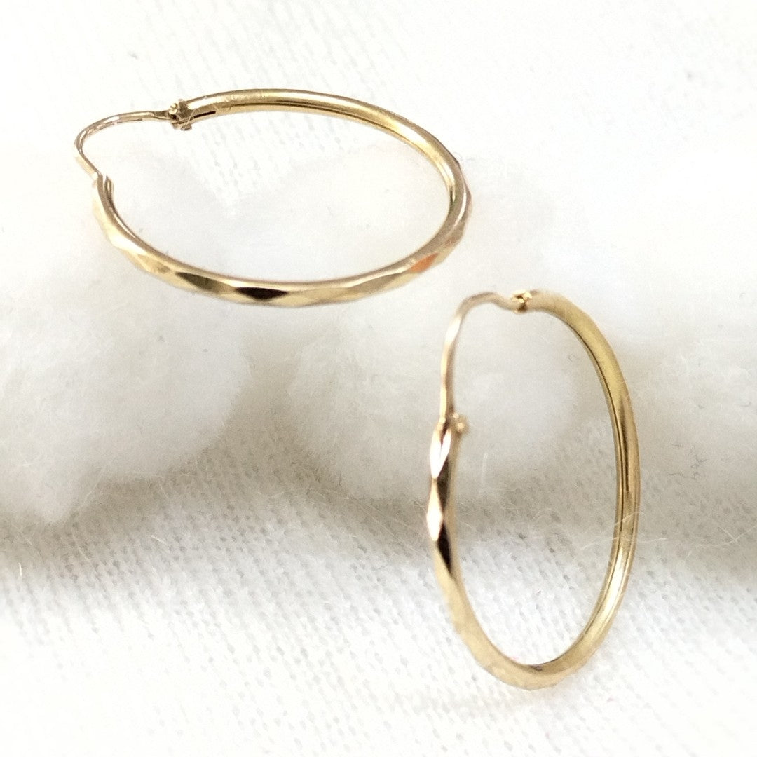 ARRACADAS PAR ORO 14 K 1.7 GRMS (SEMINUEVO)