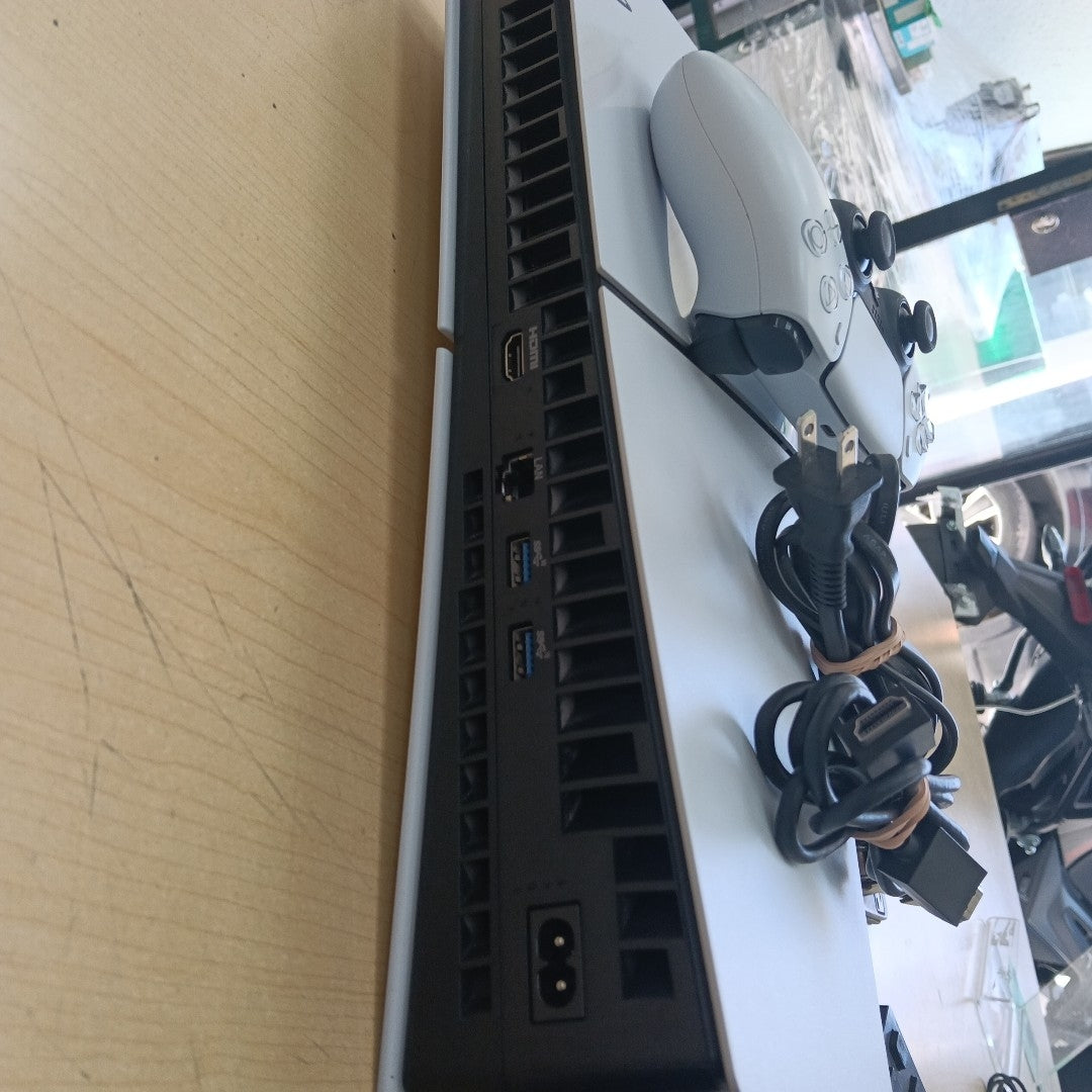 CONSOLA DE VIDEOJUEGO SONY PS5 DIGITAL 825 SSD (SEMINUEVO)