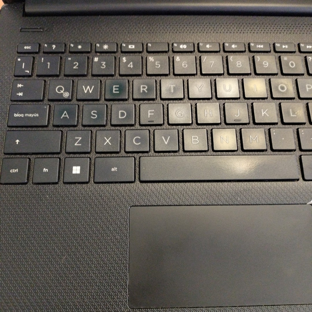 LAPTOP HP 14-DQ0500LA (2023) 128 GB SSD 4 GB RAM (SEMINUEVO)