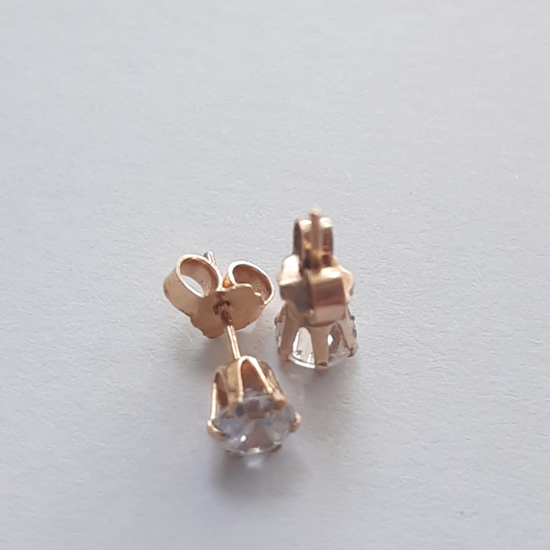 BROQUELES PAR ORO 10 K 0.5 GRMS (SEMINUEVO)
