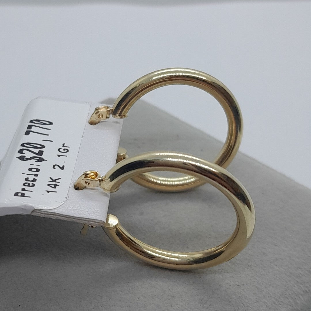 ARETES TEJIDO ARRACADAS LISAS HUECAS 14K 2.1 GR (NUEVO)