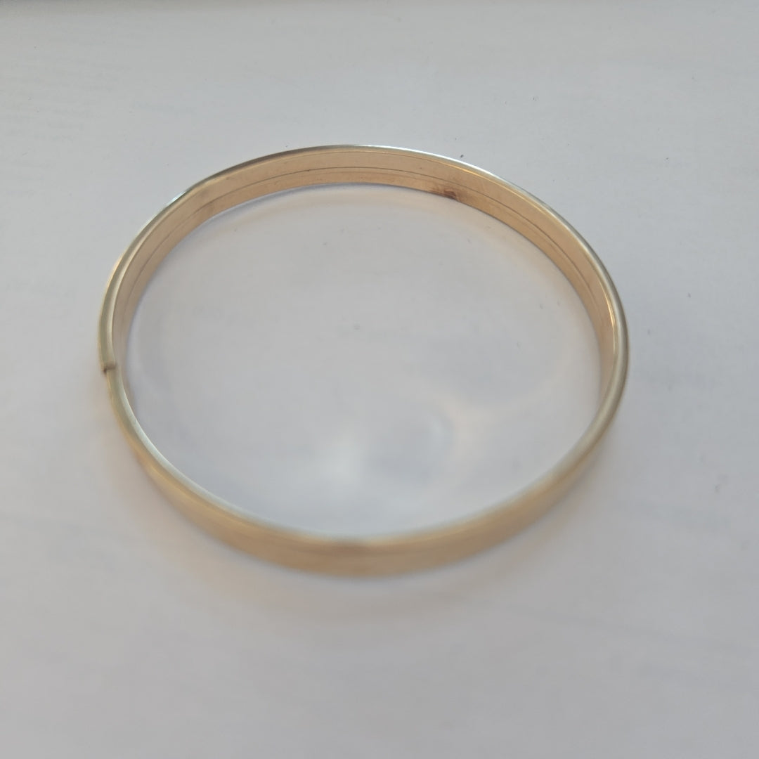 PULSERA RIGIDA ORO 10 K 7.6 GRMS (SEMINUEVO)