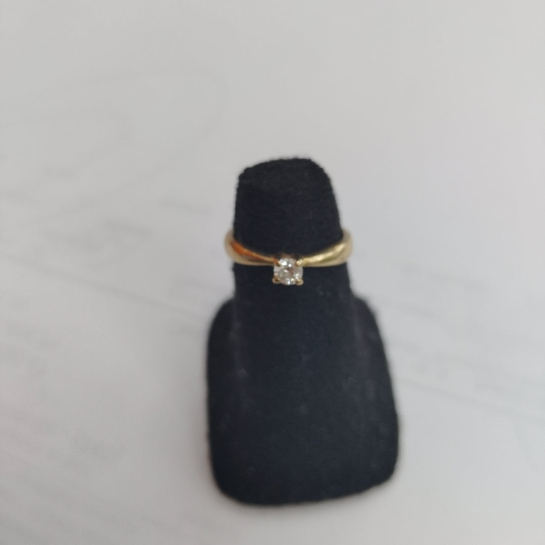 SOLITARIO ORO 14 K 2.2 GRMS (SEMINUEVO)