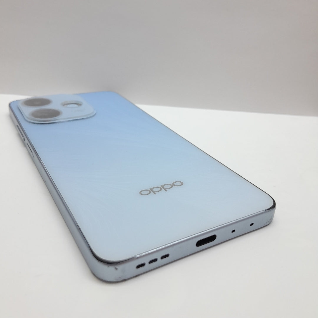 CELULAR OPPO A5 PRO CPH2711 (2025) 256 GB 8 GB RAM (SEMINUEVO)