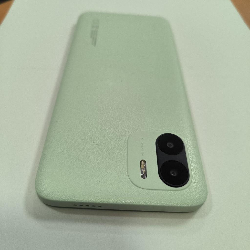 CELULAR XIAOMI REDMI A2 23026RN54G (2023) 64 GB 2 GB RAM (SEMINUEVO)