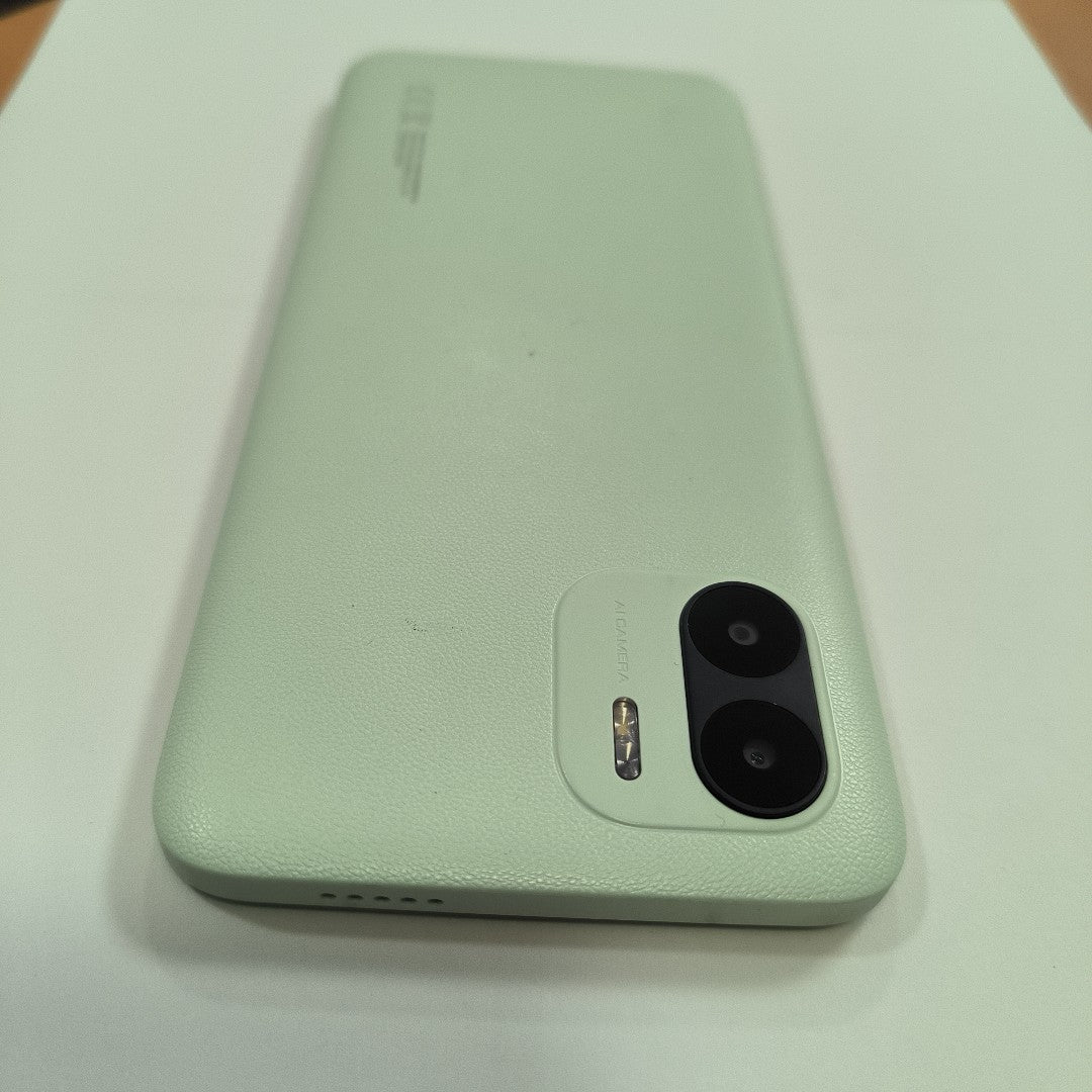 CELULAR XIAOMI REDMI A2 23026RN54G (2023) 64 GB 2 GB RAM (SEMINUEVO)
