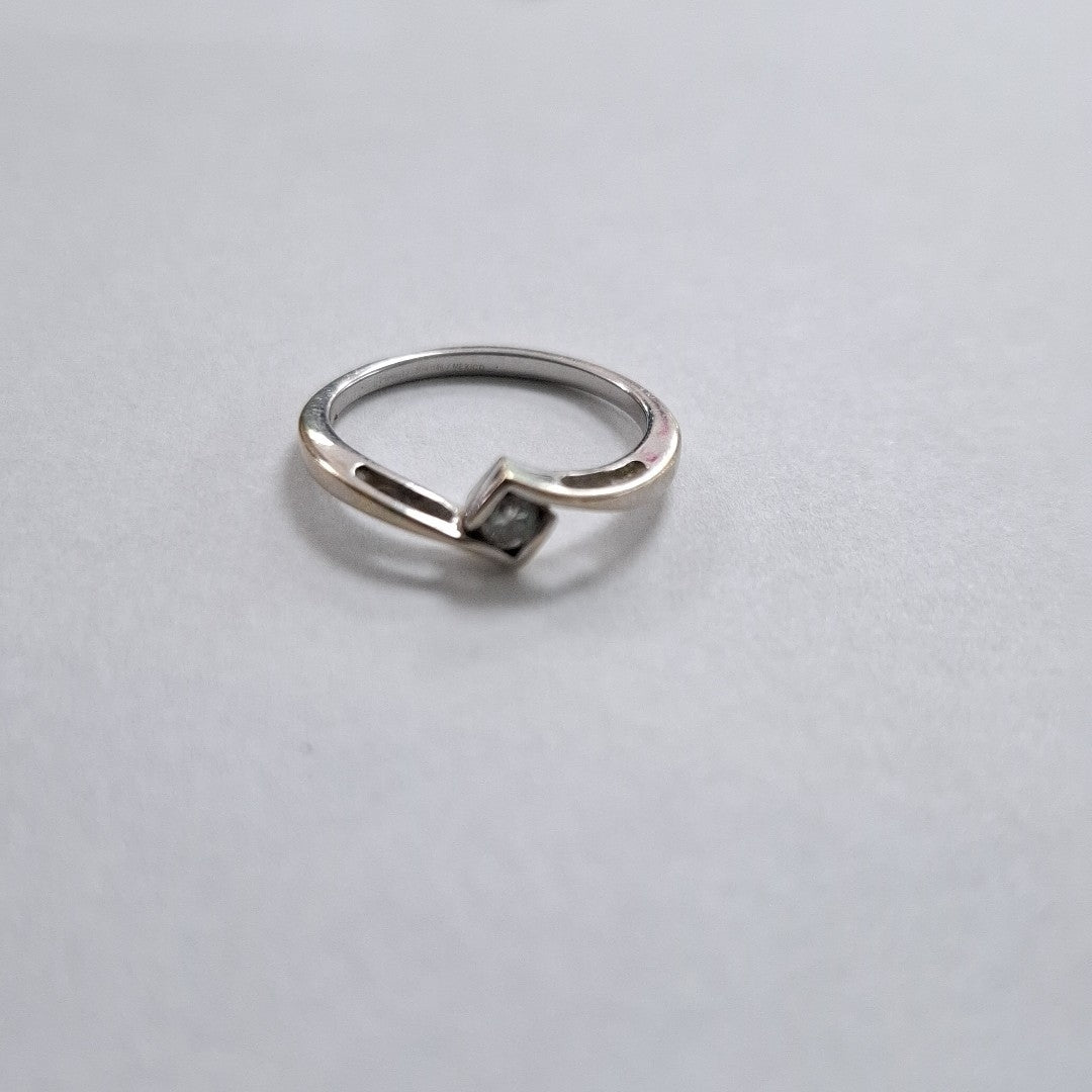 ANILLITO ORO, ORO BLANCO 14 K 2.2 GRMS (SEMINUEVO)
