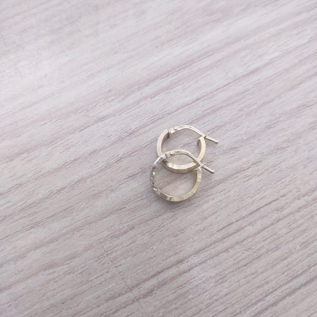 ARRACADAS PAR ORO 14 K 2.8 GRMS (SEMINUEVO)
