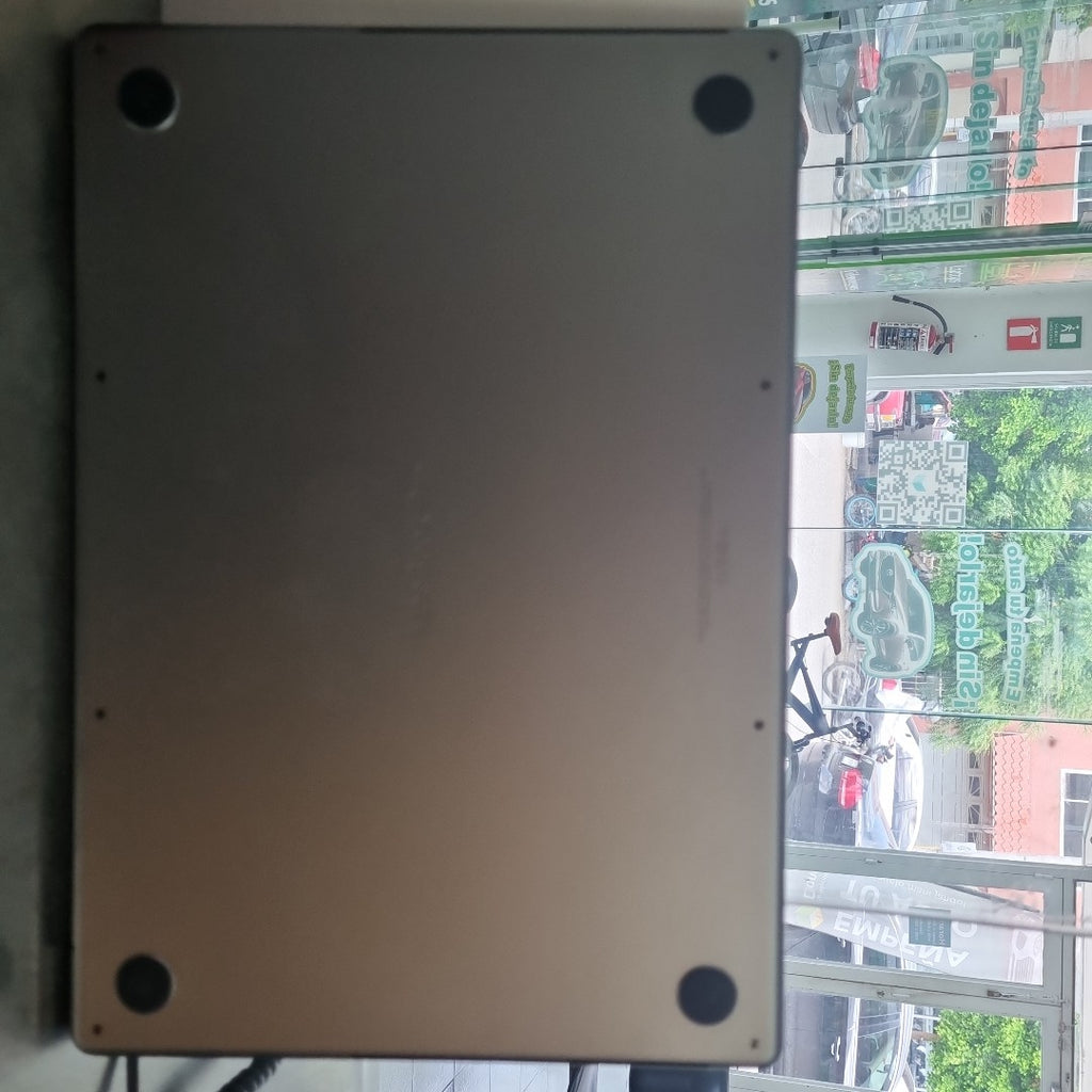 LAPTOP APPLE MACBOOK PRO 16" 2021 3.2 A2485 (10 CPU / 16 GPU) 1 TB SSD 16 GB RAM (SEMINUEVO)