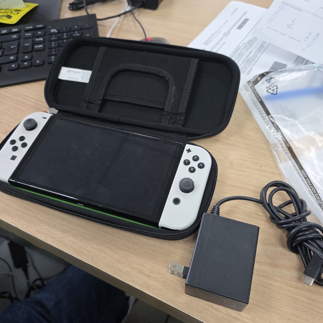 CONSOLA DE VIDEOJUEGO NINTENDO SWITCH OLED 64 GB