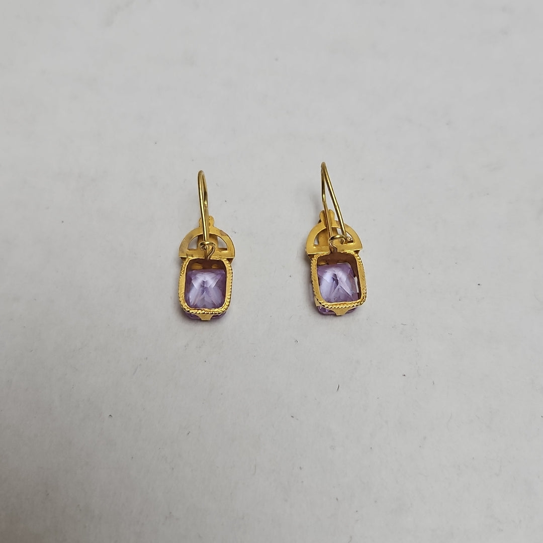 ARETES PAR ORO 18 K 2.7 GRMS (SEMINUEVO)