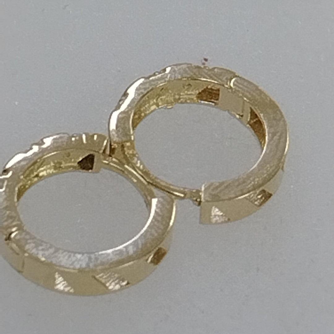 ARETES HUGGIES CON CIRCONIAS 14K 2.3 GR (NUEVO)