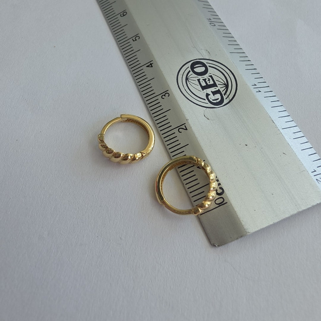 HUGGIES ORO 14K 1.3 (NUEVO)