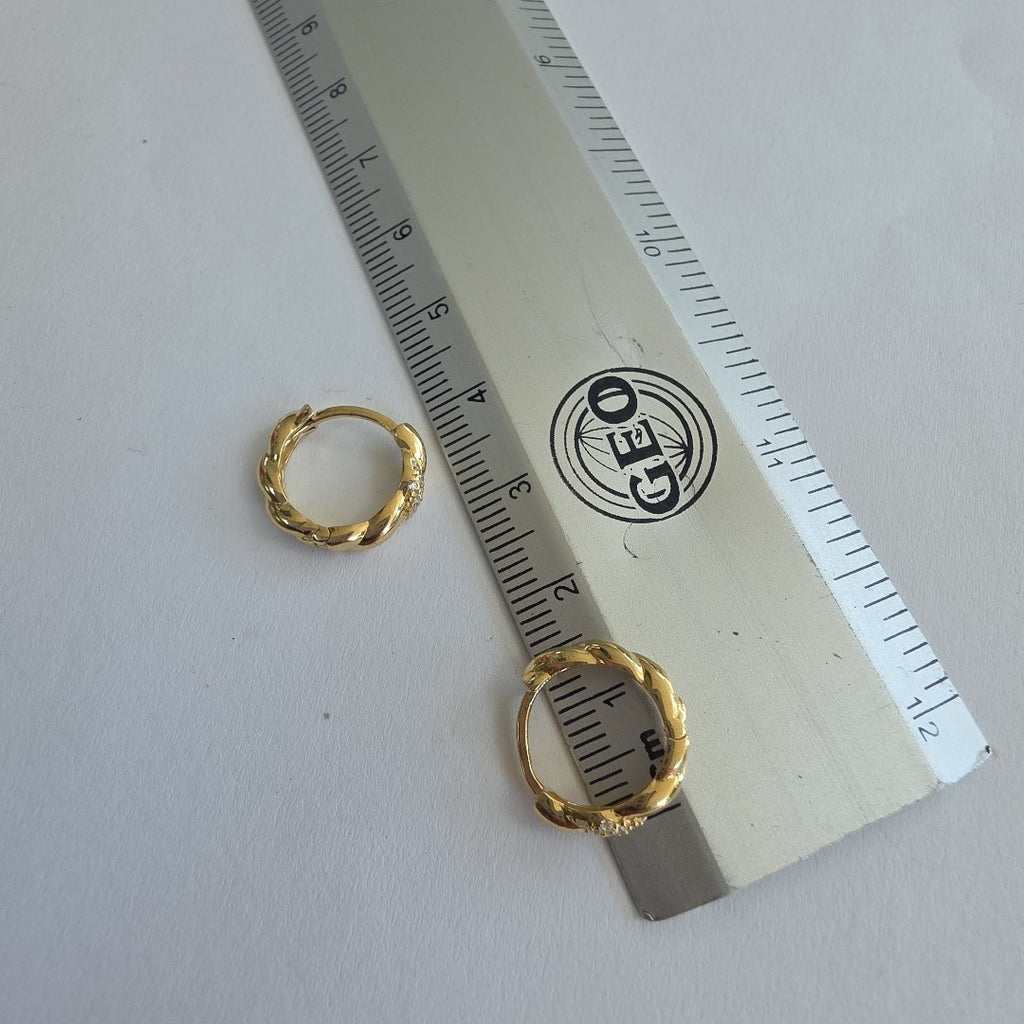 HUGGIES ORO 14K 2.1 (NUEVO)