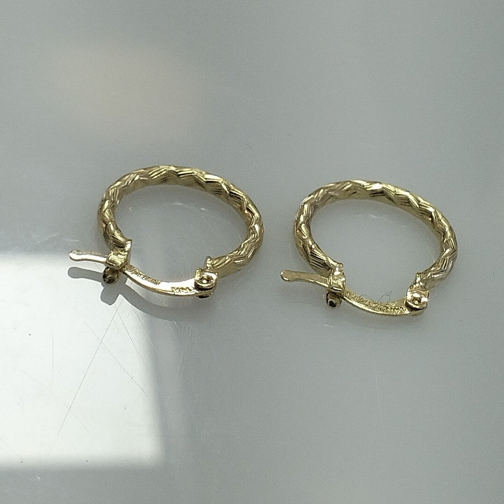 ARETES ARRACADAS TRENZADAS 14K 18 1.6 GR (NUEVO)