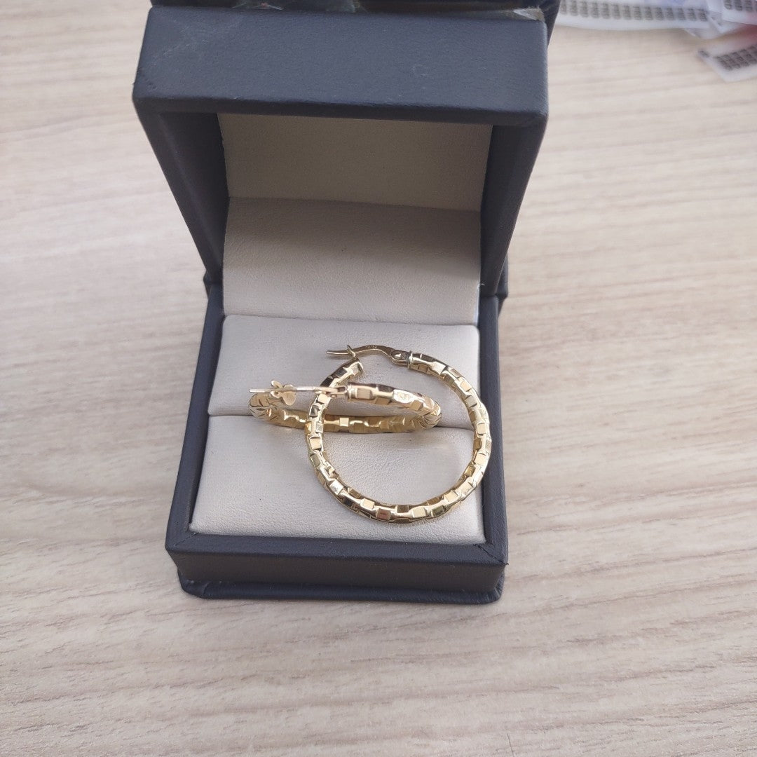 ARRACADAS PAR ORO 14 K 5 GRMS (SEMINUEVO)