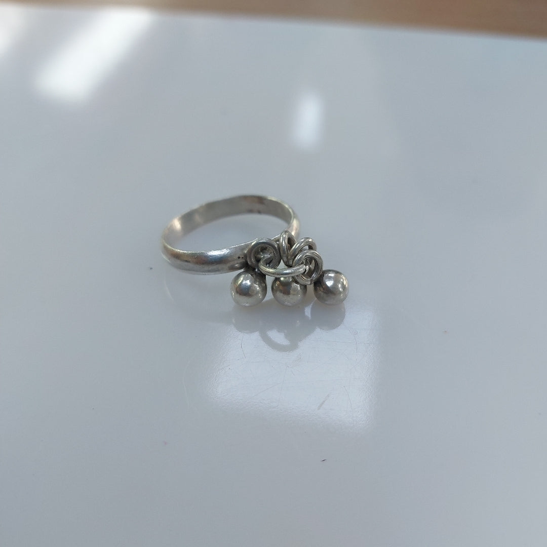 ANILLITO PLATA 7 GRMS (SEMINUEVO)