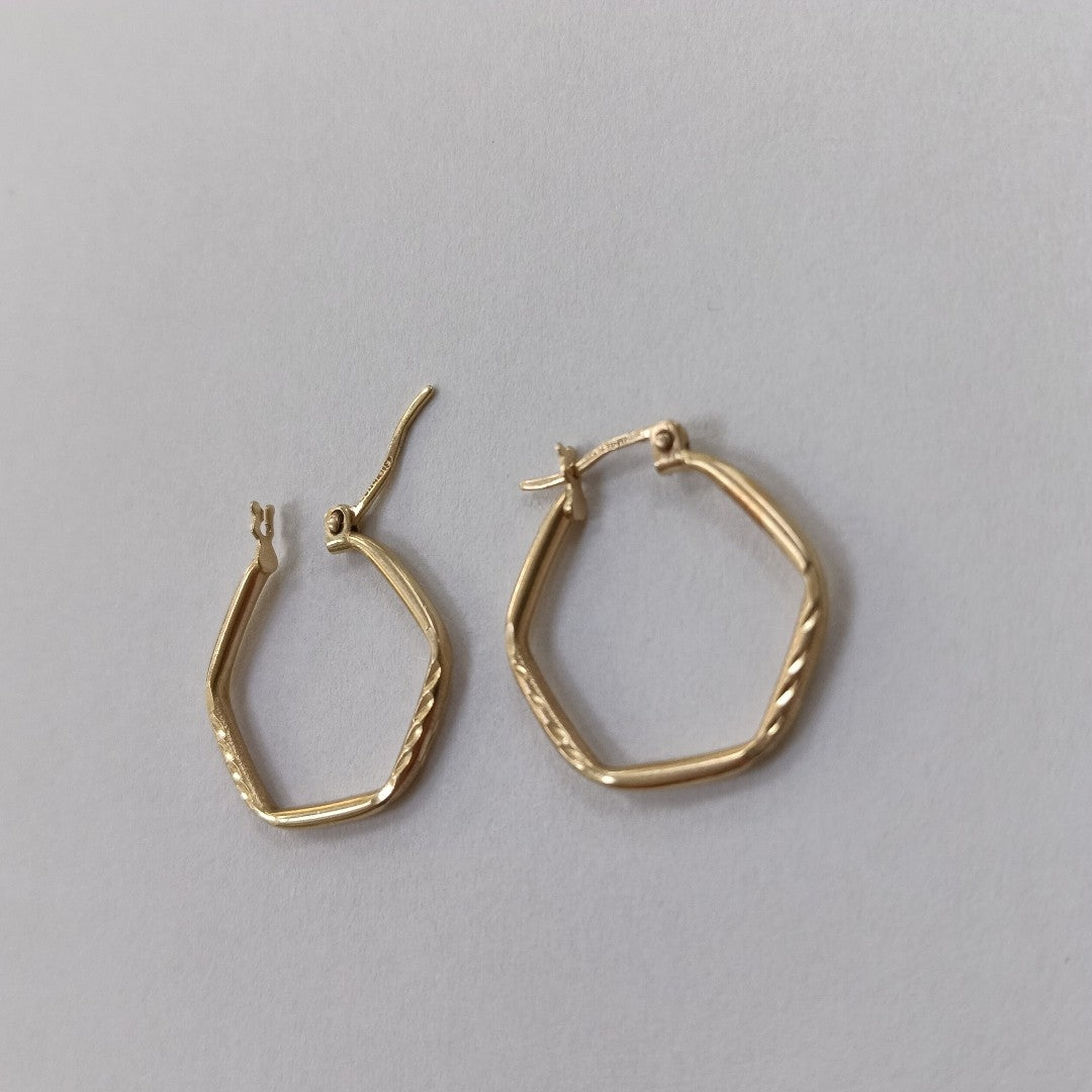 ARRACADAS PAR ORO 14 K 1.4 GRMS (SEMINUEVO)