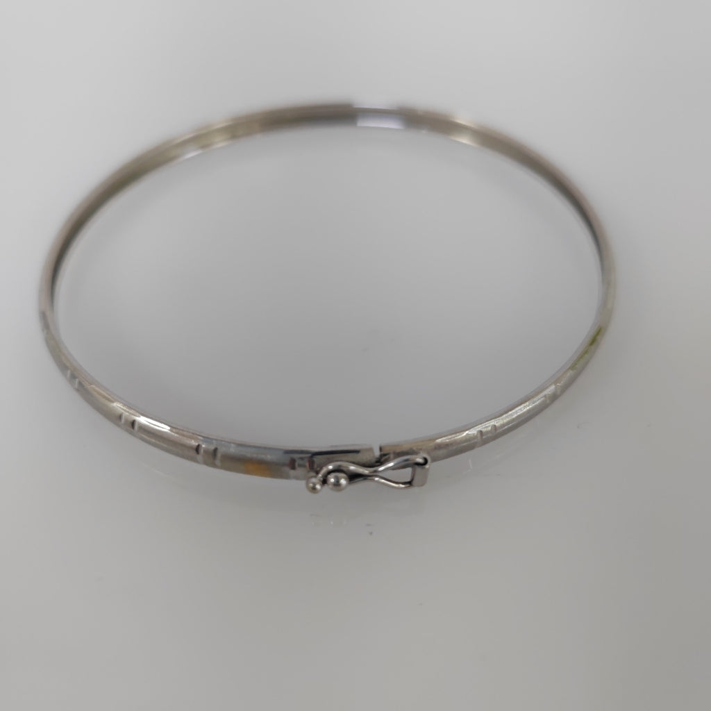 PULSERA RIGIDA ORO 14 K 4.8 GRMS (SEMINUEVO)
