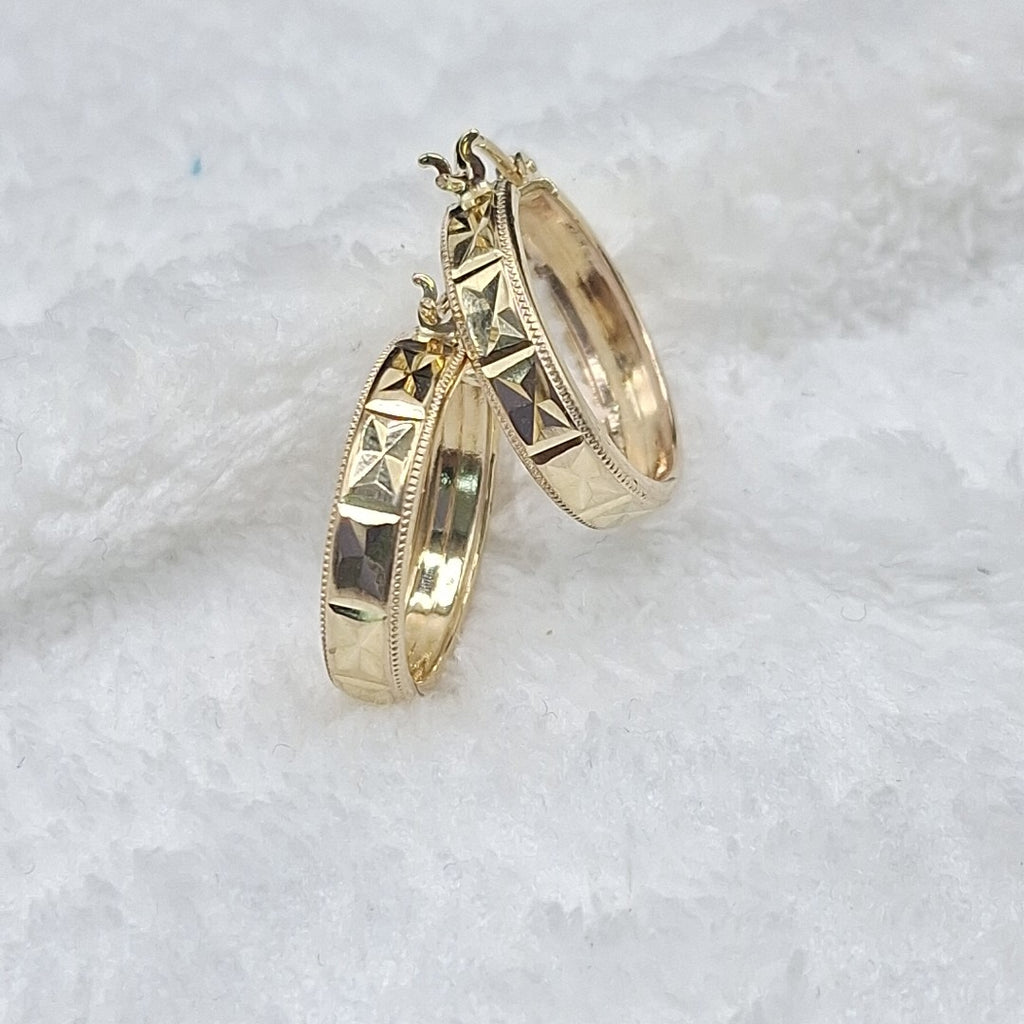 ARETES ARRACADAS LABRADAS 10K 2.2 GR (NUEVO)