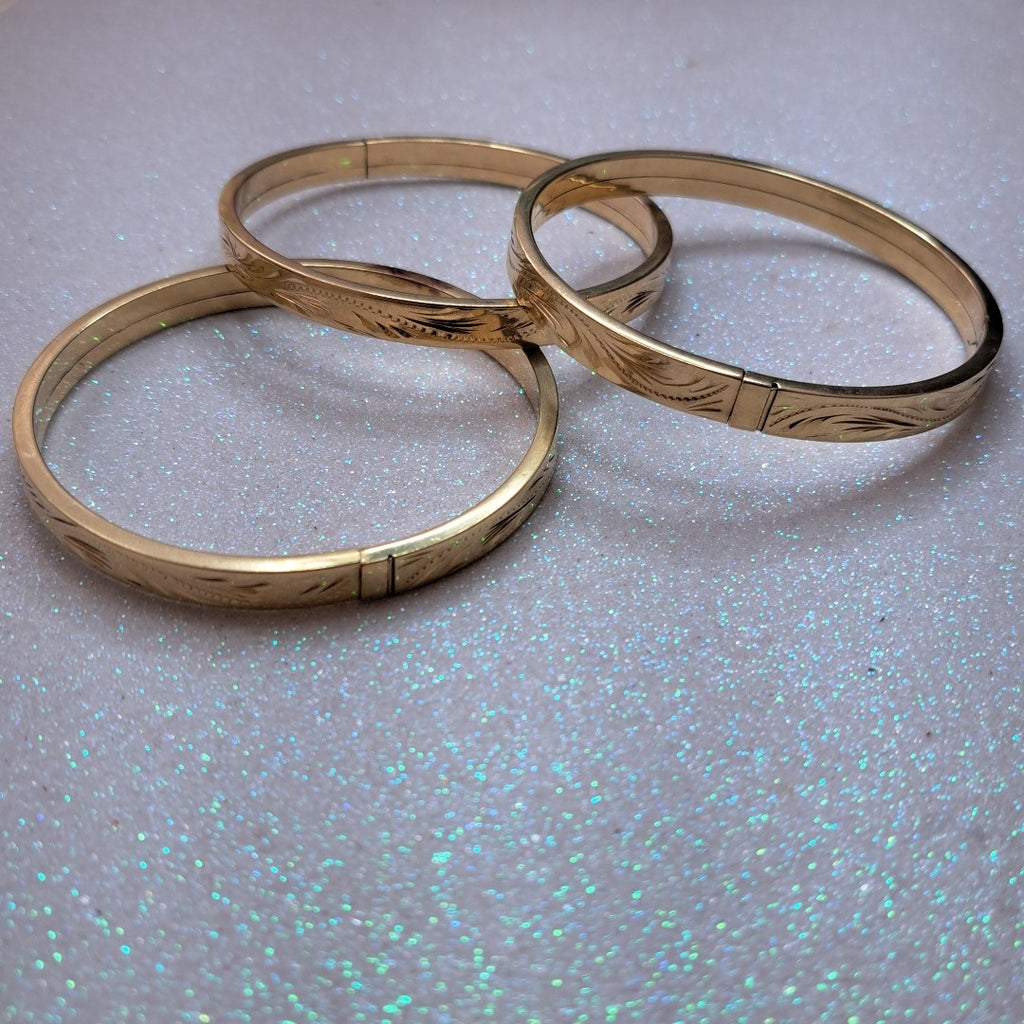 PULSERA RIGIDA ORO 10 K 25.6 GRMS (SEMINUEVO)